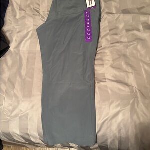 Eddie Bauer Women's Gray Cropped Pants